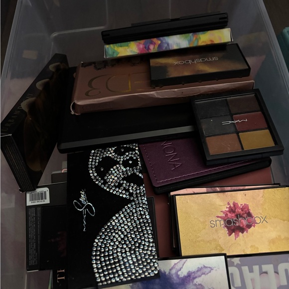 Makeup Collection - Picture 3 of 4